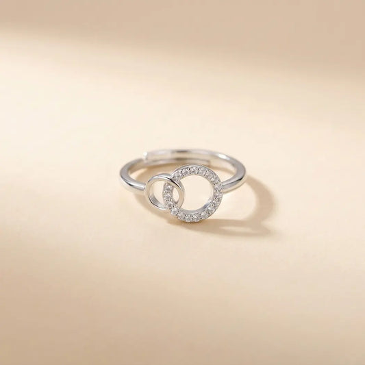 Forever Linked Ring