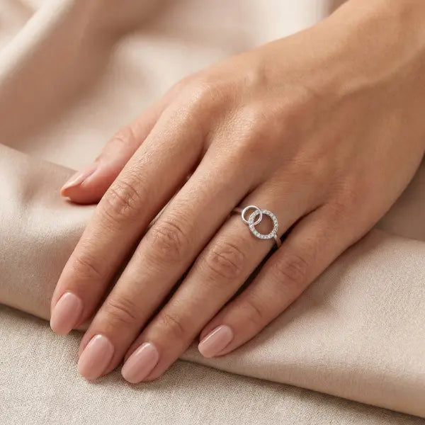 Forever Linked Ring